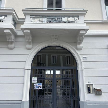 Milano Naviglio Grande Appartamento Zona Tortona Milão Exterior foto